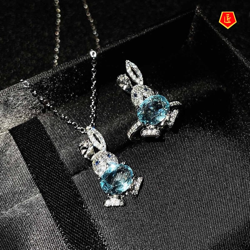 [Ready Stock]Micro-Inlaid Diamond Cute Rabbit Stud Earrings Topaz Pendant Suit