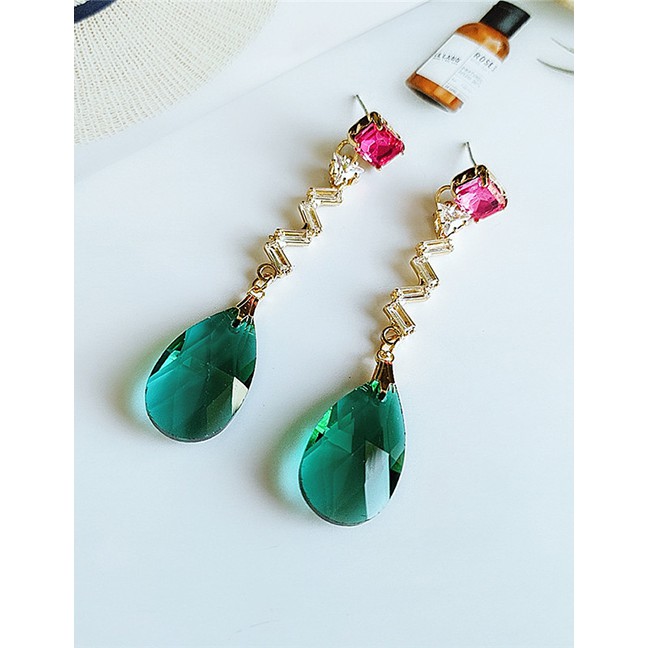 LRC Anting Tusuk Fashion Diamond Drop Earrings D644459