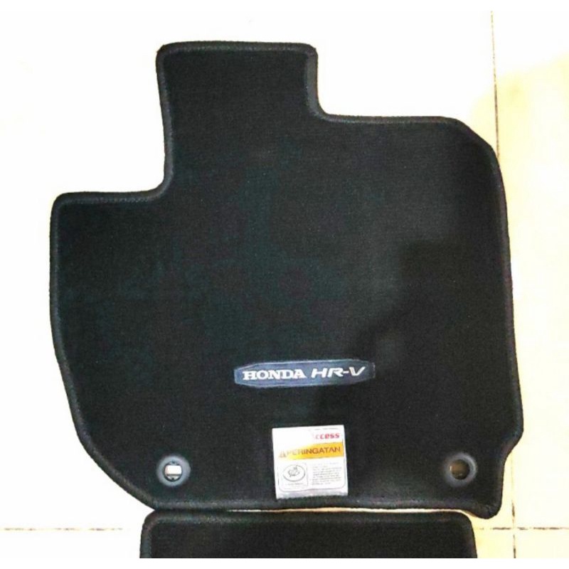 ROXYNDO - Karpet dalam honda HRV Original