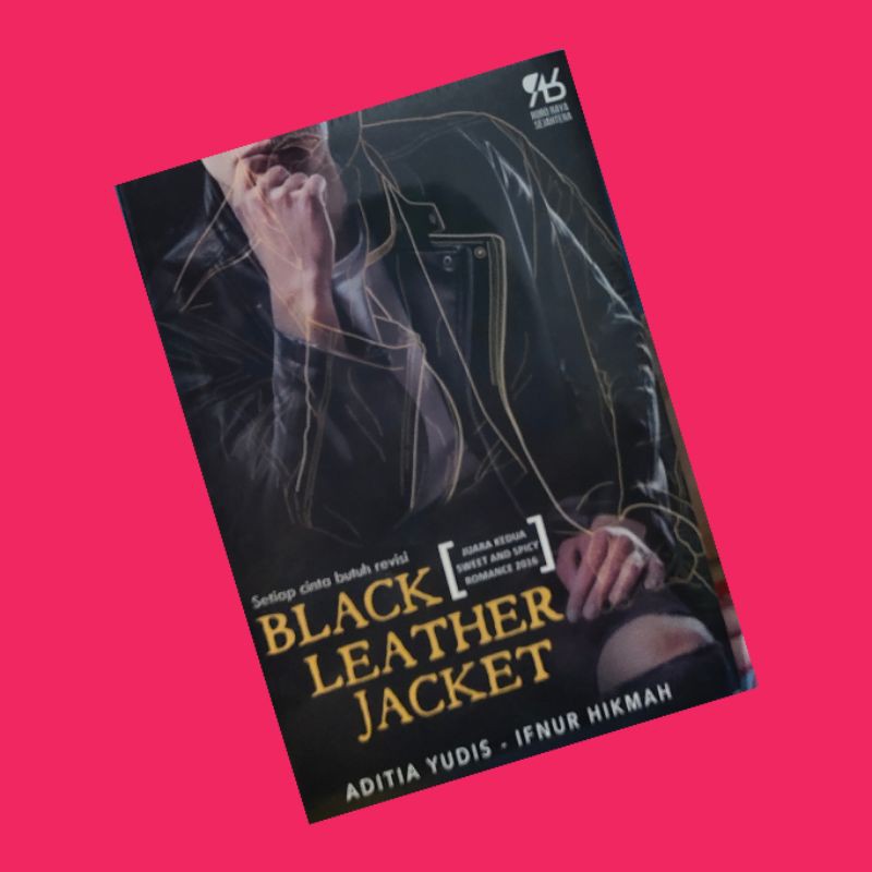 

BLACK LEATHER JACKET... Buku original