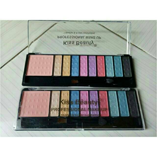 EYESHADOW KISS BEAUTY PALETE