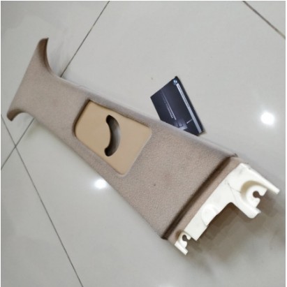 Original BMW e39 Cover Pilar B tengah Kiri Beige