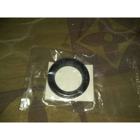 Seal Oil Shock Depan DTracker150