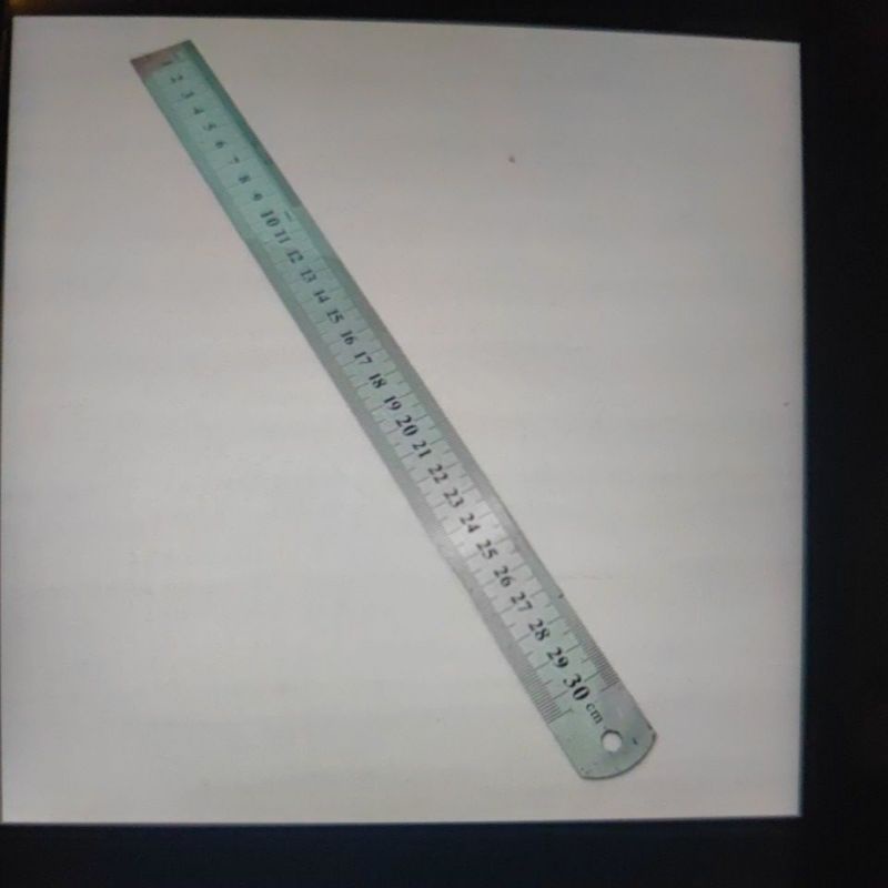

PENGGARIS BESI 30 CM