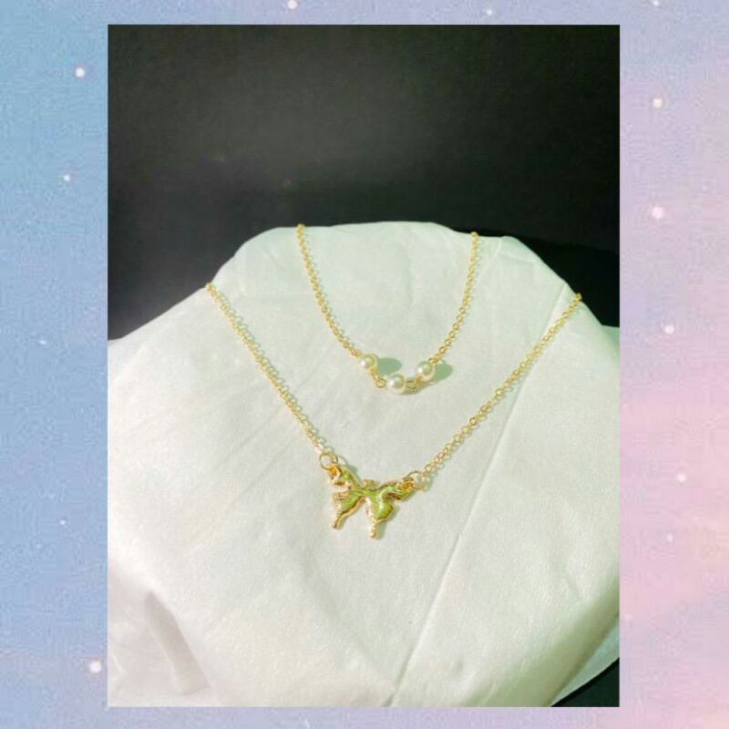 

double butterfly necklane