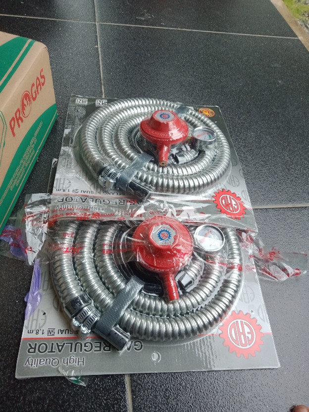 Regulator Dan Selang Fad / Regulator Dan Selang Kompor Gas 1,8 Meter