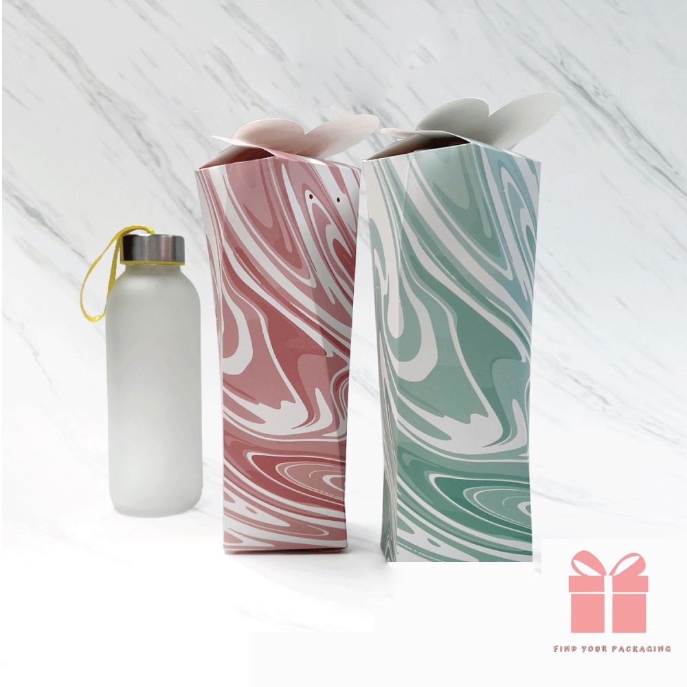 

10 Pcs Box Tumbler Marble Kardus Packaging Botol Souvenir Kado Hadiah Ulang Tahun Hampers Hajatan Ukuran 7x7x30 cm Muat 1 Botol Minuman 420 - 450 ml