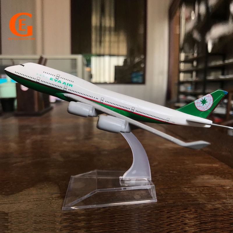 Miniatur Diecast Pesawat Terbang Boeing 747 B747 Bahan Metal Eva Untuk Hadiah