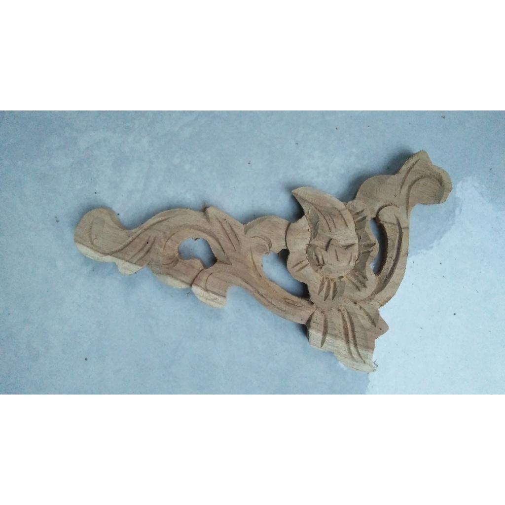 ornamen kayu ukiran jepara