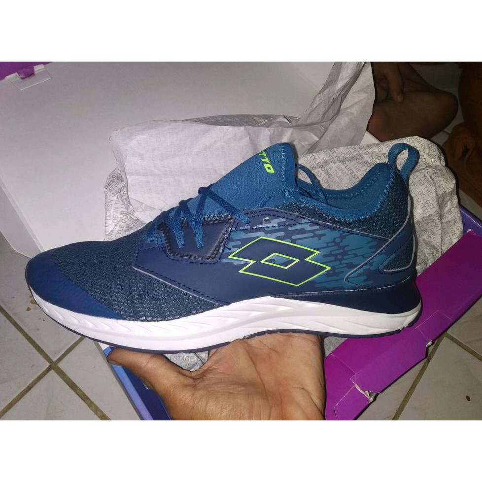 TERLARIS  sepatu running Lotto flash original 100 persen TERBARU