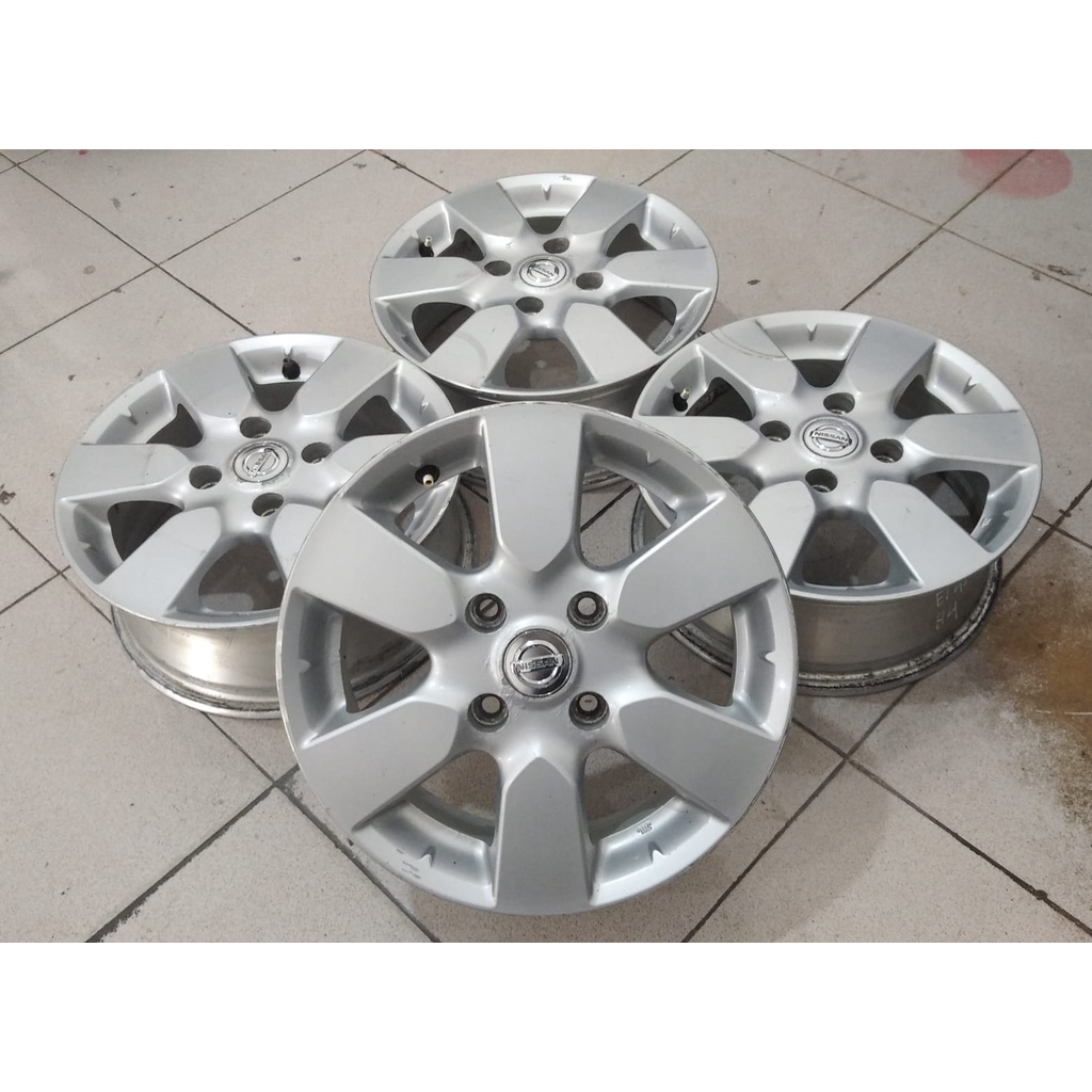 Pelek Mobil Bekas STD LIVINA Ring 15 Hole 4X114,3 SILVER Untuk Mobil Livina Proton Avanza Xenia Kija