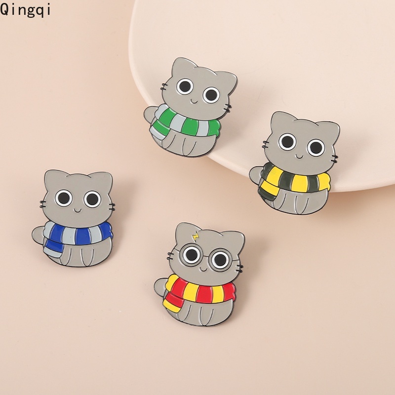 Bros Pin Enamel Bentuk Kartun Kucing Untuk Aksesoris Tas Ransel / Syal Anak