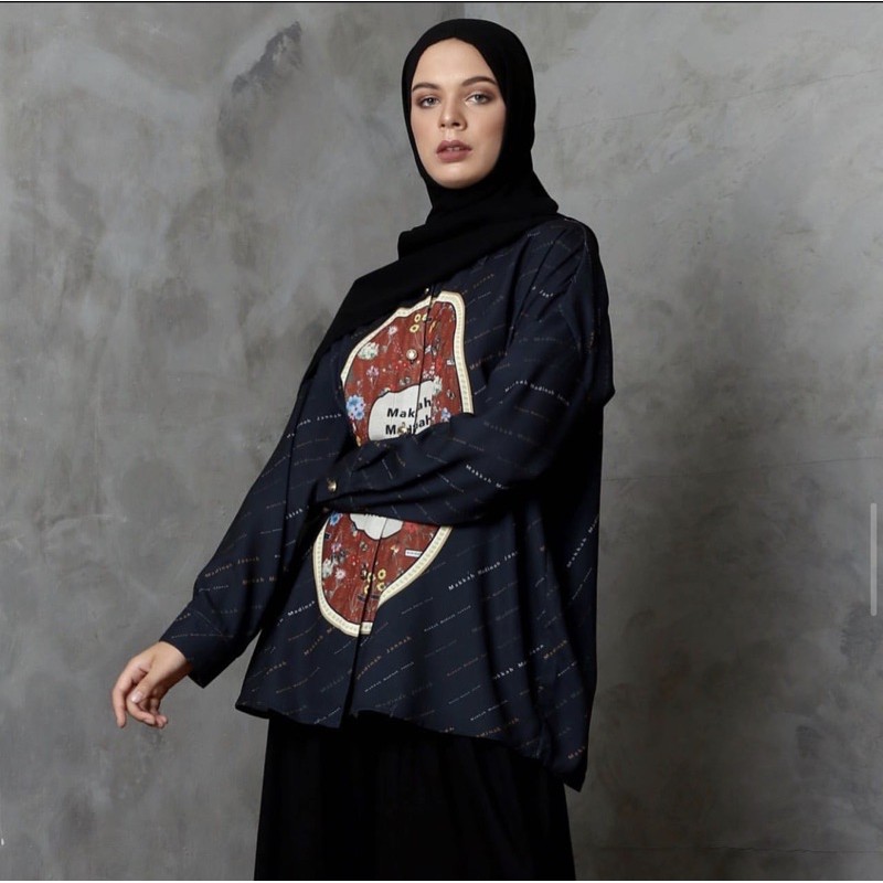 MMJ Printed Top Black Vivi Zubedi