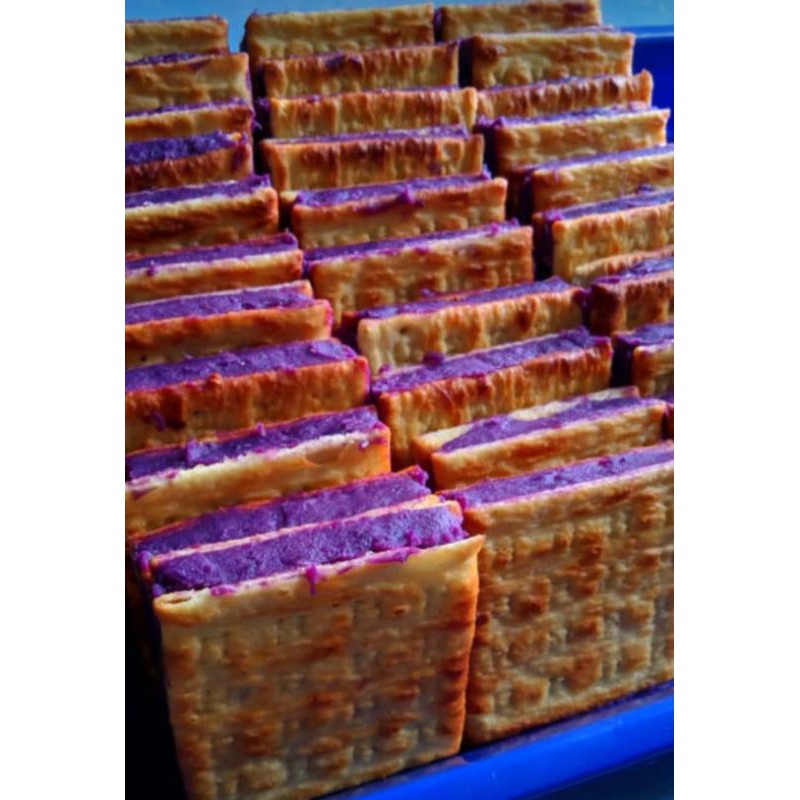 KUE GABIN UBI UNGU