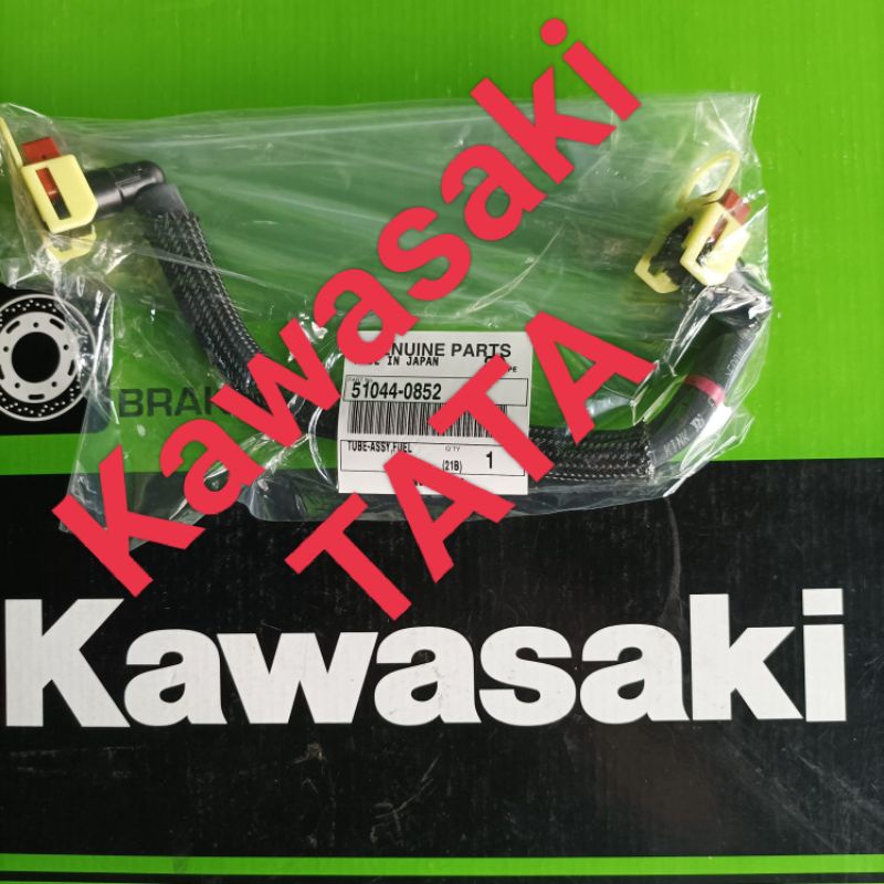 Karet selang bensin ninja 250 Fi old. Original Kawasaki.