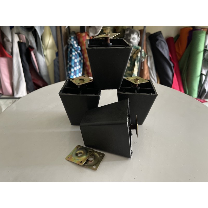 Kaki kursi Sofa plastik kotak /kaki piramid / kaki kotak viking sofa / Kaki Kursi Sofa Plastik 8cm /