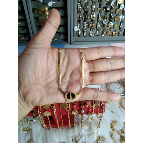 Kalung CD Rantai Belut