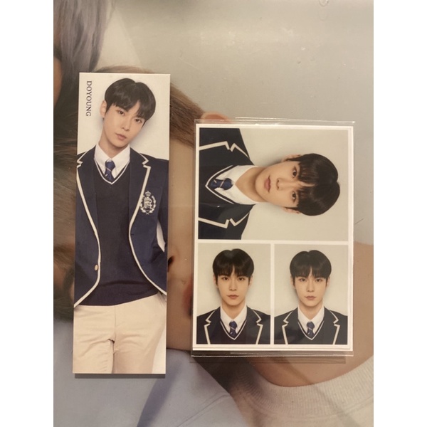 Doyoung Back to School b2s 2019 bookmark id photo
