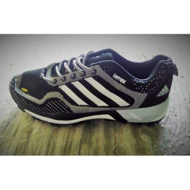 Adidas terrex
