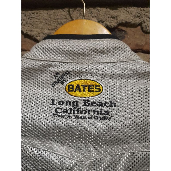 jaket Bates