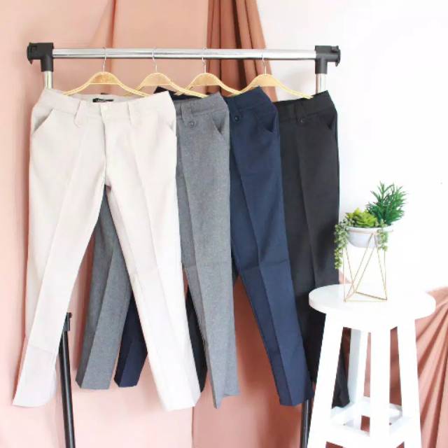 Celana kerja formal kancing