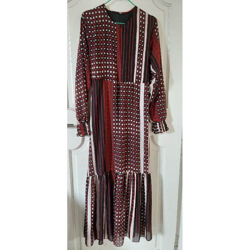 preloved set dress duyung (khimar hitam)