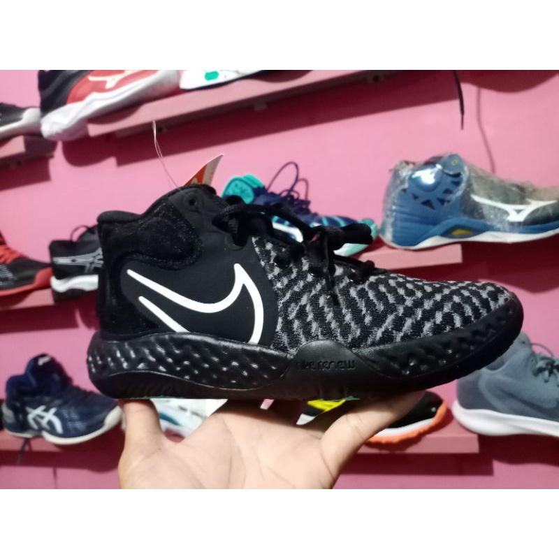 promo Nike kd trey 5 size 38.5