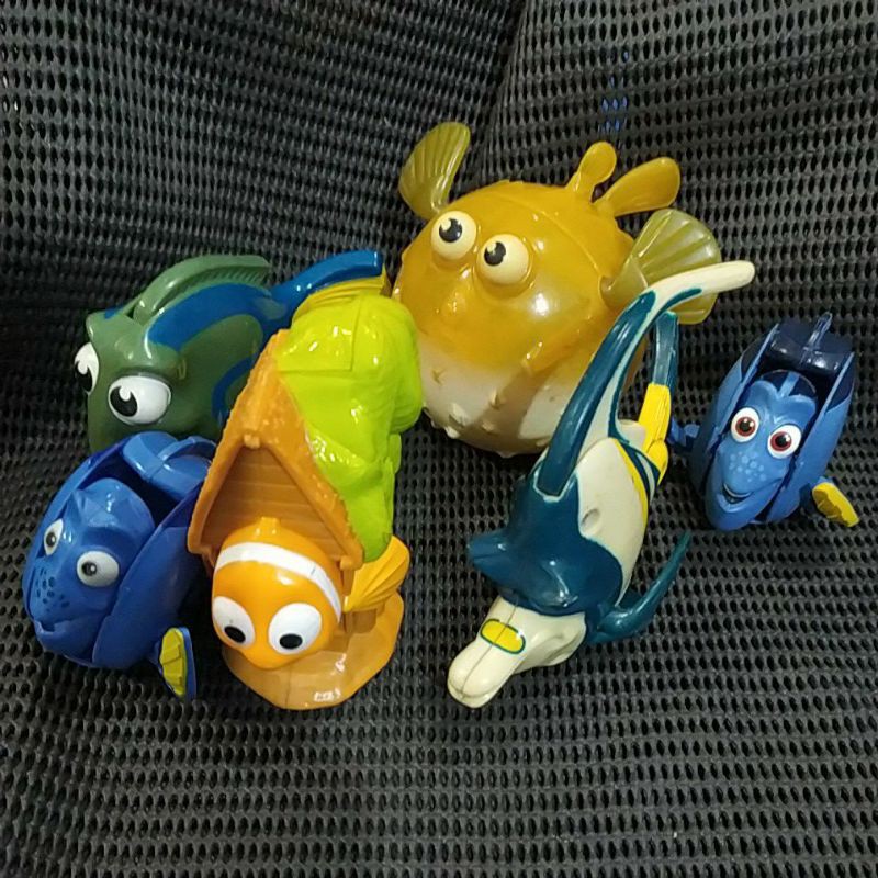 Mainan Finding Nemo With House Dorry Happy Meals McDonalds mcd Dory Ikan Fish Laut murah