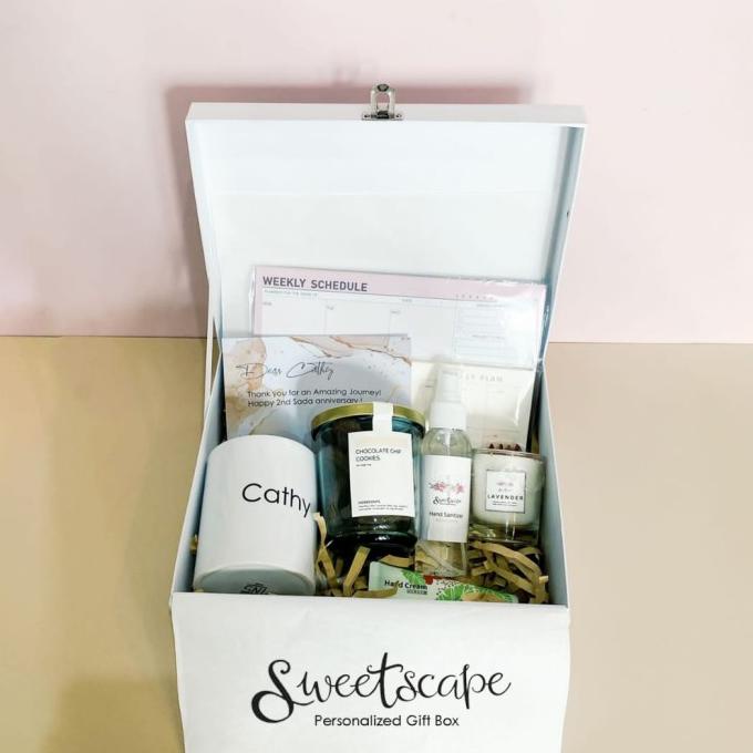 

GIFT BOX PACKAGE 251-PAKET HAMPERS 251 - HADIAH ANNIVERSARY PERUSAHAAN FVV54DC41