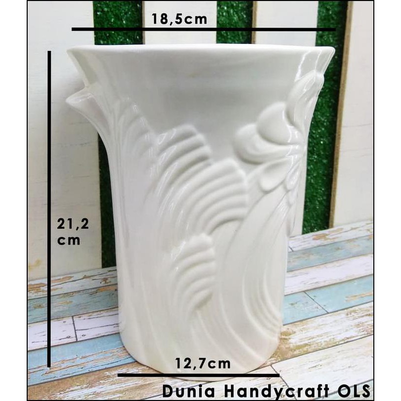 VAS / POT BUNGA KERAMIK MOTIF ANGGREK