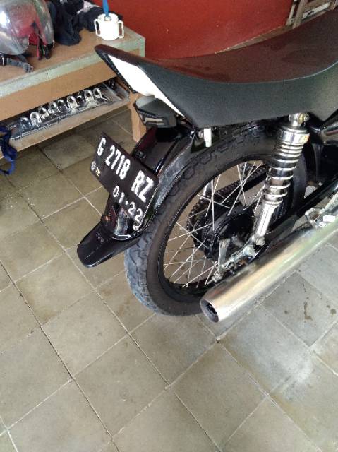 DUDUKAN PLAT NOMER BELAKANG RX KING NEW/OLD BRACKET PLAT NOMER RX KING NEW/OLD YAMAHA RX KING GROSIR-3