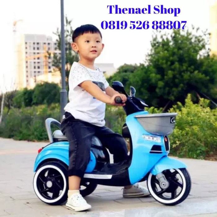 {dianastore} Mainan Motoran Aki Anak / Motor Aki Anak Vespa LS-2020 Diskon