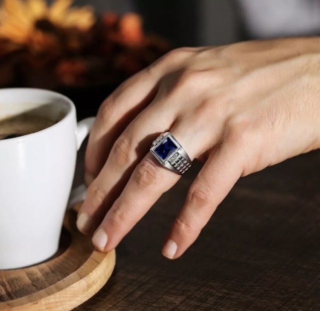 Cincin Batu Safir Zamrud Rubi Cubic Zirconia Ring Perak Model Kotak Minimalis Kantoran