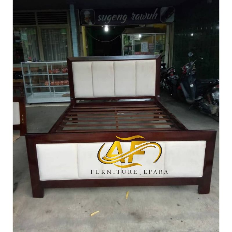 dipan rangka,dipan sandaran busa mewah,dipan minimalis moderen dipan jati