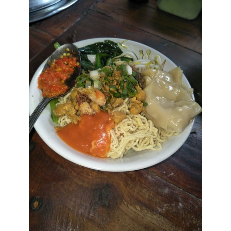 

mie ayam pangsit