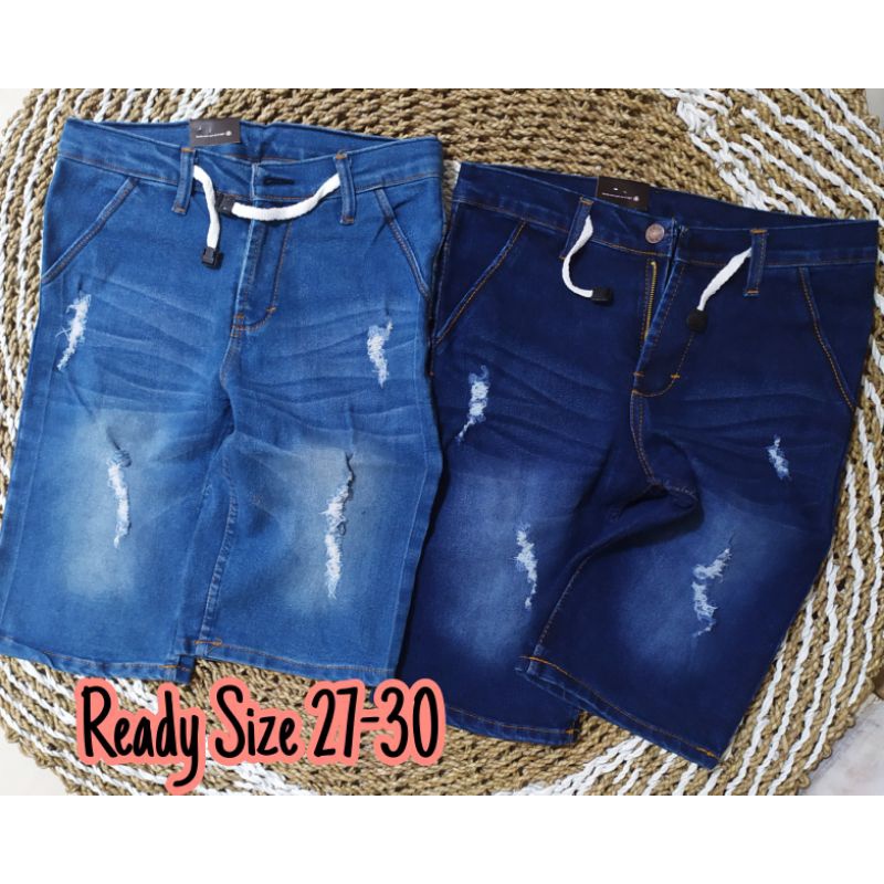 Celana pendek Jeans