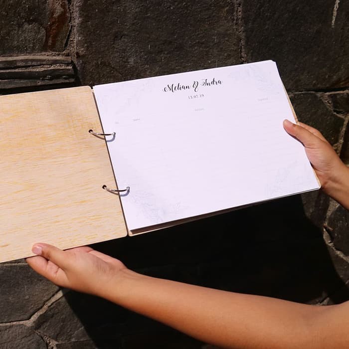 Guest Book Kayu | Custom Grafir | Buku Tamu Kayu Wedding | Size A4