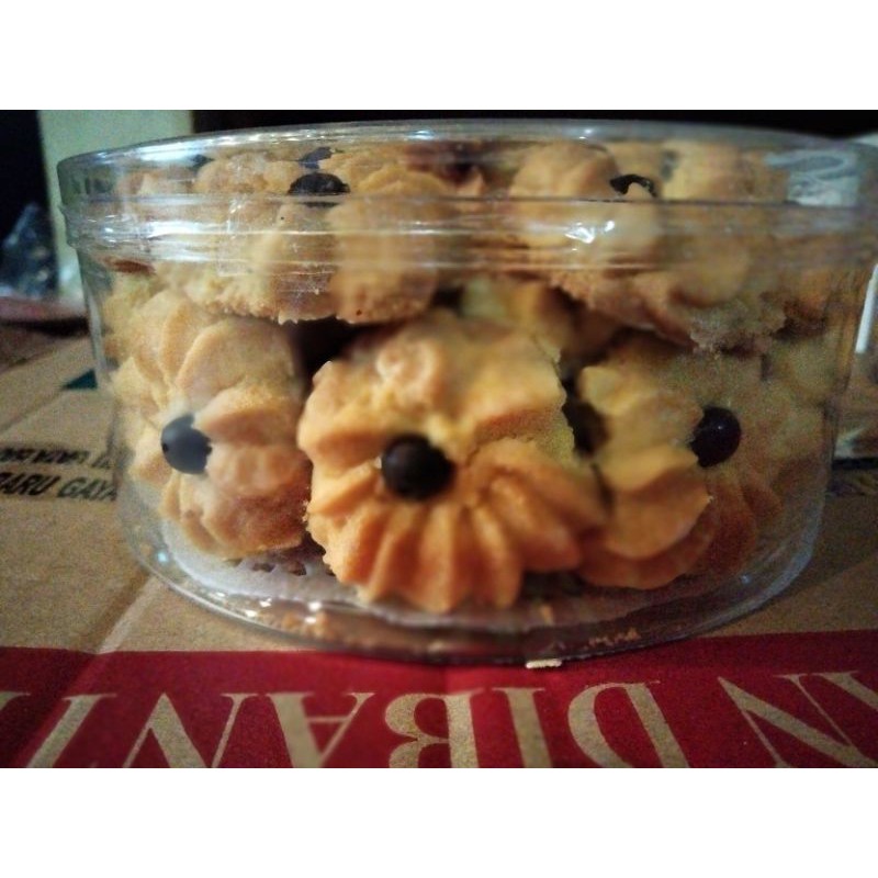 

kue semprit mentega