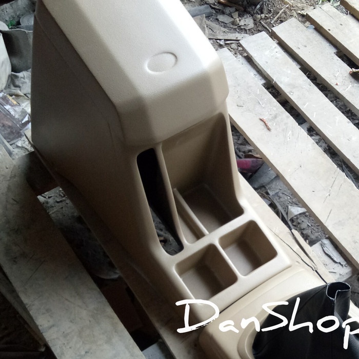 CONSOLE BOX PANTHER KAPSUL BAGIAN BOX SAJA