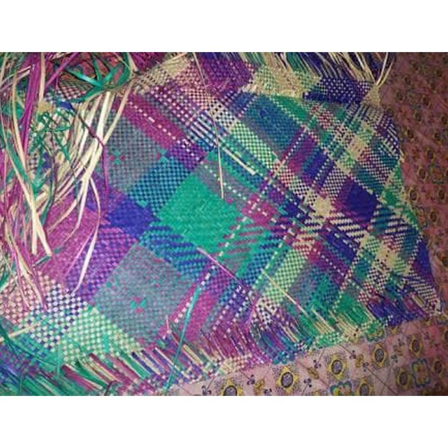 TIKAR PANDAN HALUS, MOTIF WARNA, UKURAN 200X120 CM. P