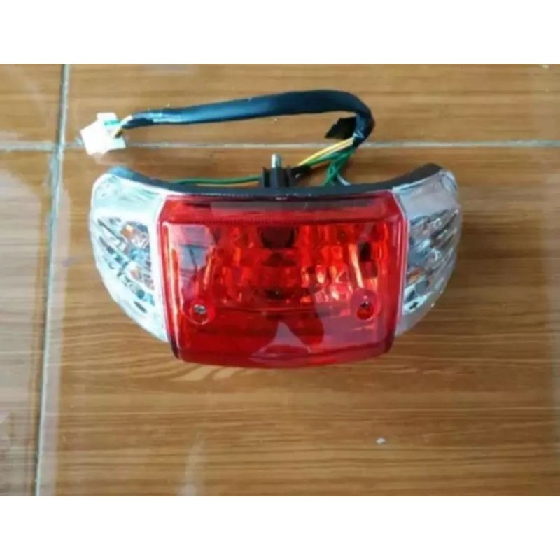 lampu belakang lampu stop belakang astrea grand
