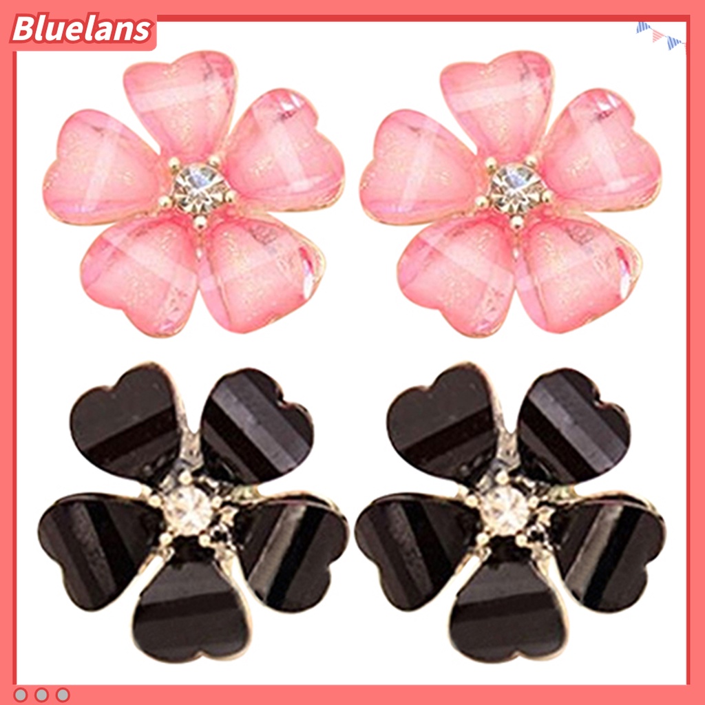 Anting Stud Berlian Imitasi Bentuk Kelopak Bunga Bahan Alloy Untuk Wanita