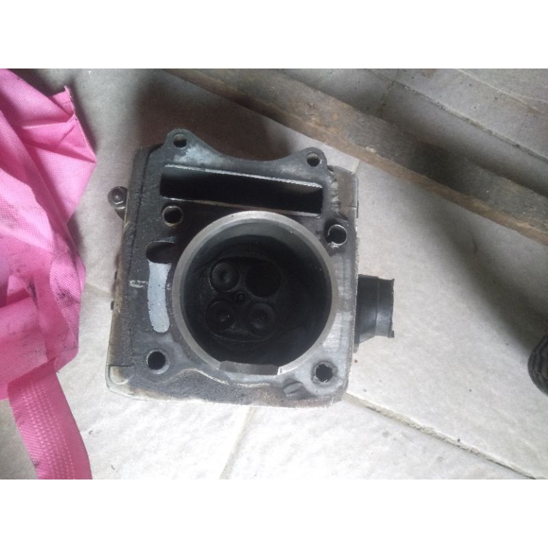 Head isi klep dan blok standart second. Satria Fu