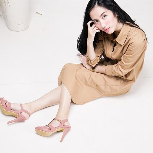 Top Produk - Isabel Adelia Sepatu Hak Tali Wanita SC ISABEL High Heels