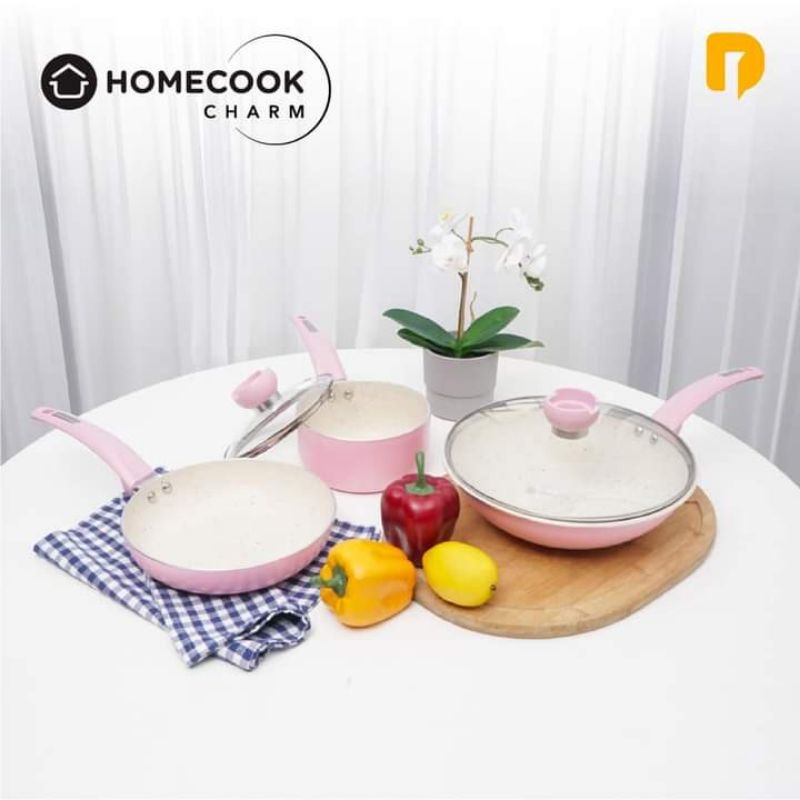 Wajan Eksklusif Homecook Charm Warna Pink Cookware Set