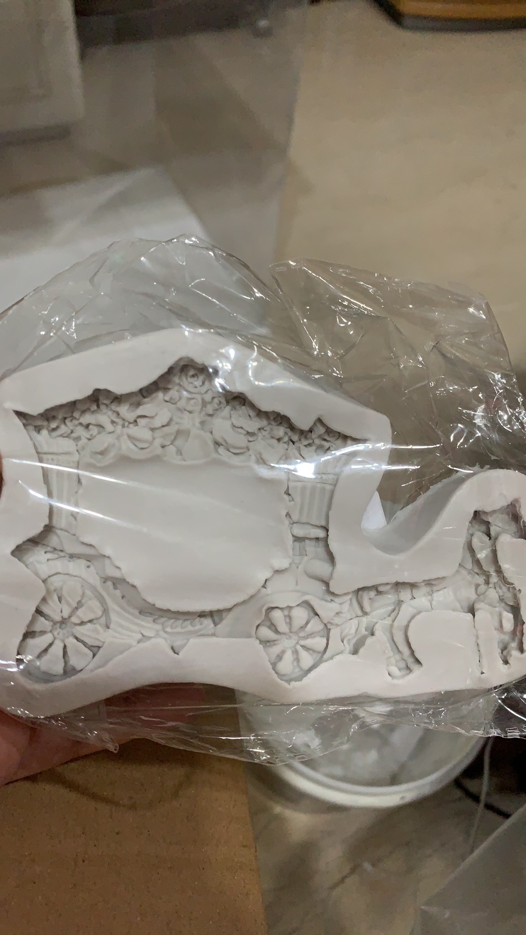 Cetakan Dengan Bahan Silikon Dan Bentuk Kereta Dorong Untuk Kue / Fondant / Cokelat