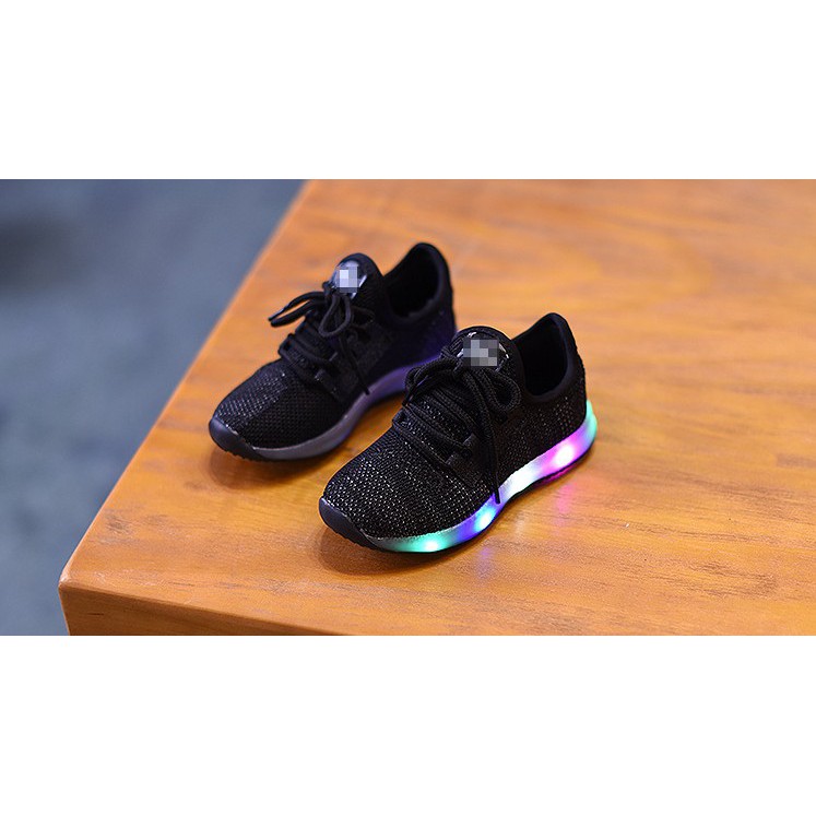 Sepatu Anak-anak Merk Adidas LED Usia 5,5Tahun size 29 (Black)