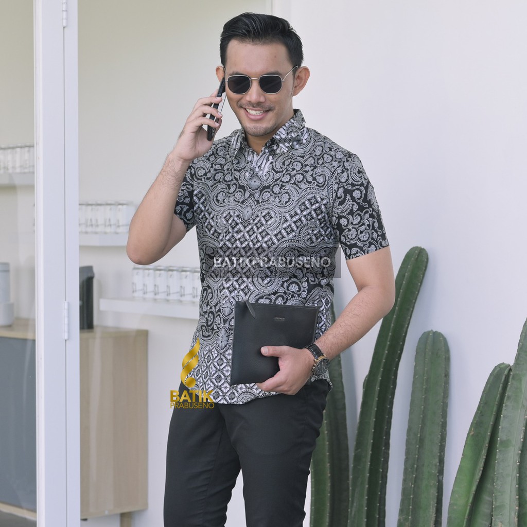 PRABUSENO // BATIK PRABUSENO SANGGABUANA KEMEJA BATIK PRIA LENGAN PENDEK SLIMFIT SLIM FIT