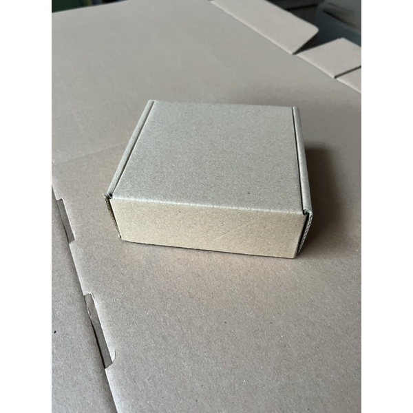 

12x12x4.5 cm earlock sidelock box pizza diecut karton kardus dus packaging Bahan kmk125 corrugated kraft