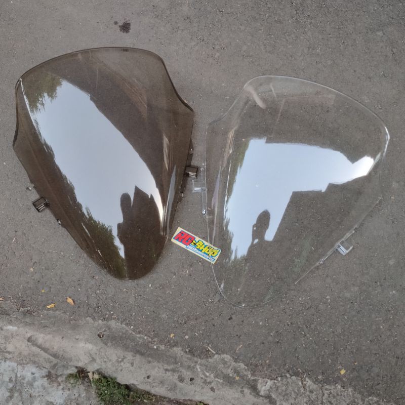 visor/windshield/windscreen clear smoke pcx 150 led CBU merk BM thailand